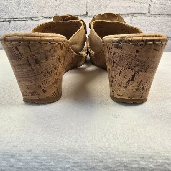 BOC BORN JAMAICA LEATHER FLOWER CORK WEDGE SLIDE SANDAL BEIGE SIZE 10 EUC WOMENS - Picture 6 of 10
